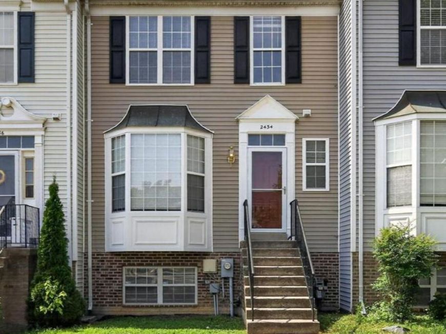 2434 Sandwich Court, Crofton, MD 21114 Main Photo