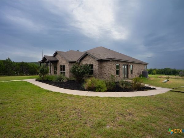 123 Hard Bargain Drive , Gatesville, TX 76528