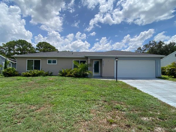 3161 SW LANDALE Boulevard, Port St. Lucie, FL 34953