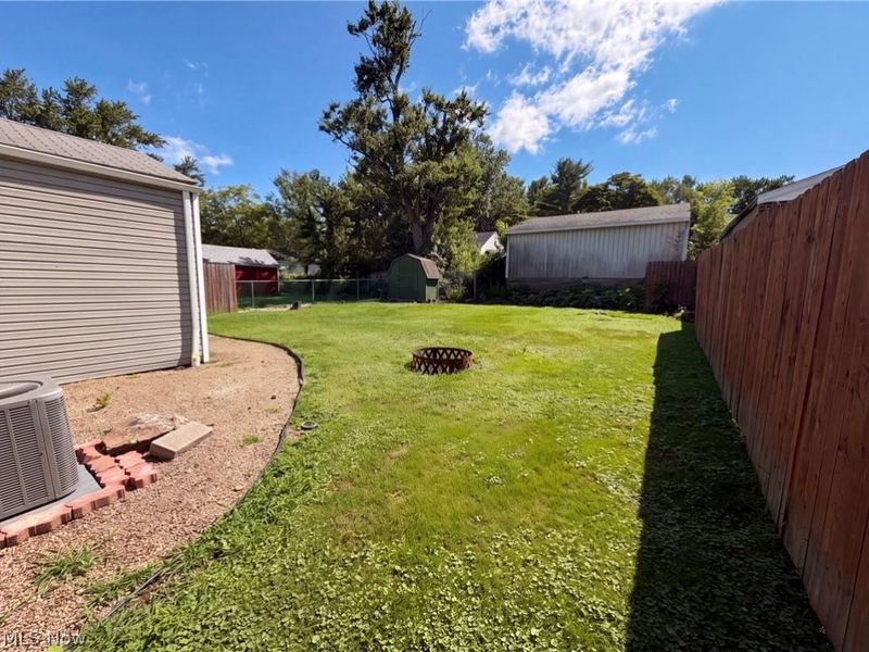 841 Chinook Avenue, Akron, OH 44305 Photo 17
