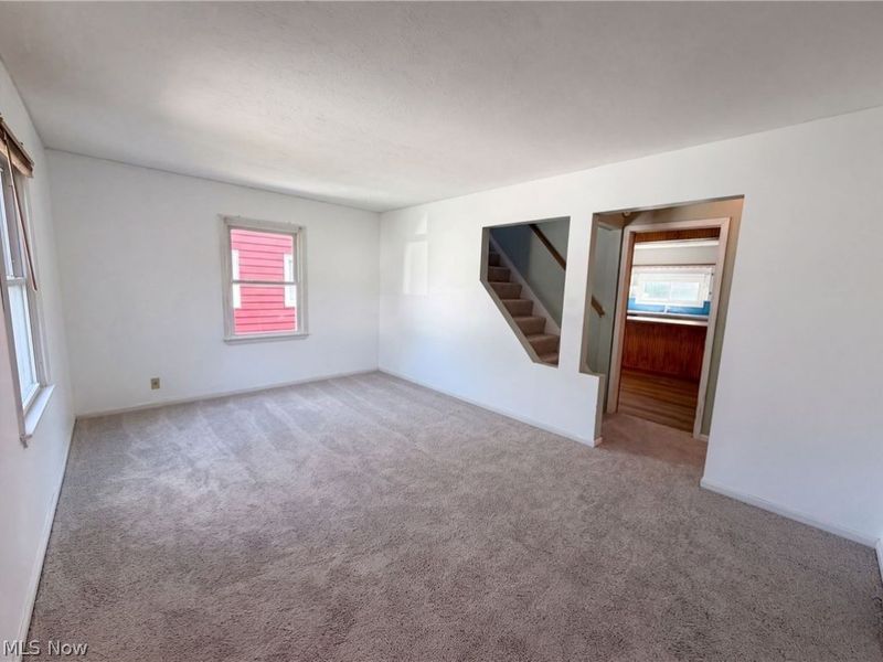 841 Chinook Avenue, Akron, OH 44305 Photo 3