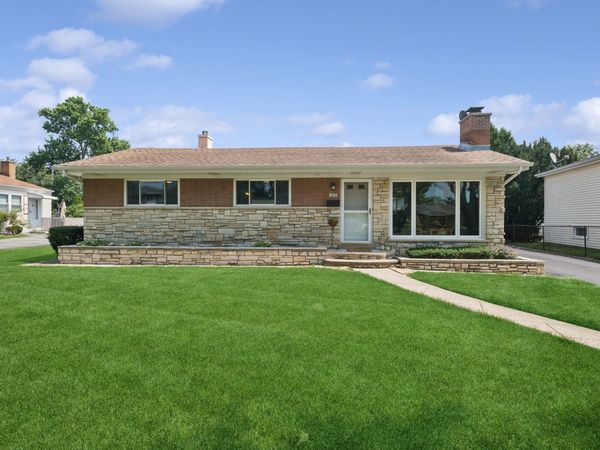 1017 S Norbury Avenue, Lombard, IL 60148