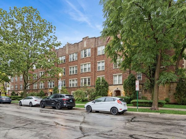 344 S Maple Avenue , Unit 2B, Oak Park, IL 60302
