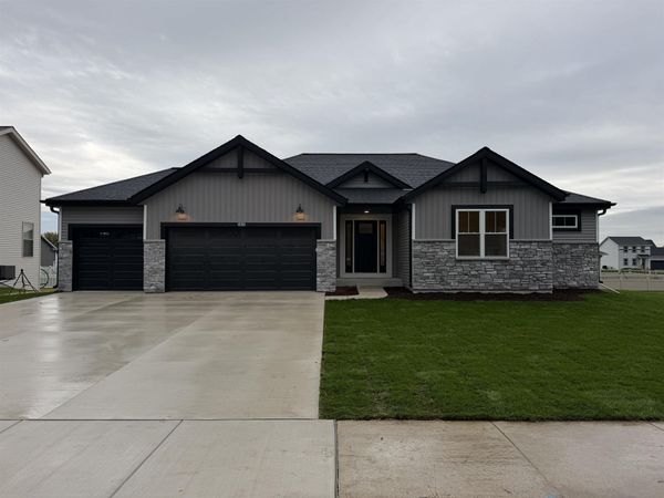 5805 Bridle Way, Madison, WI 53718
