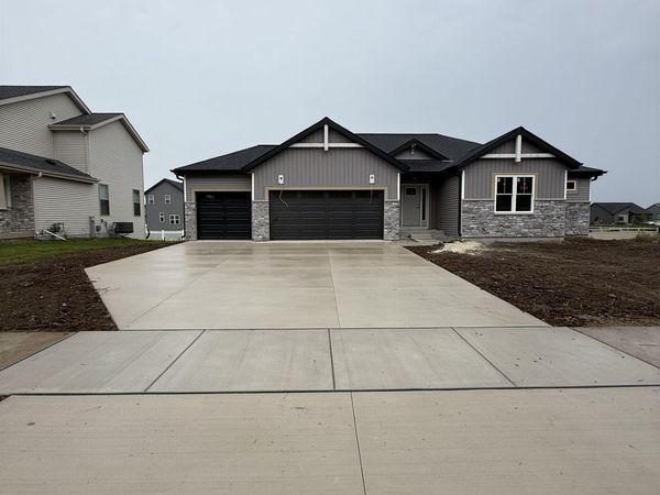 5805 Bridle Way, Madison, WI 53718