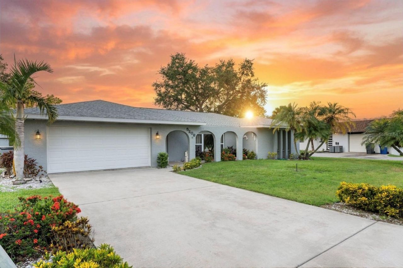 5206 18th Avenue E, Bradenton, FL 34208 Photo