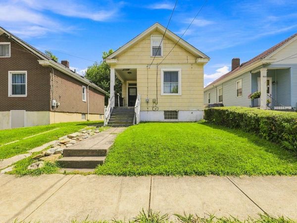 663 Elliott Avenue, Arlington Heights, OH 45215