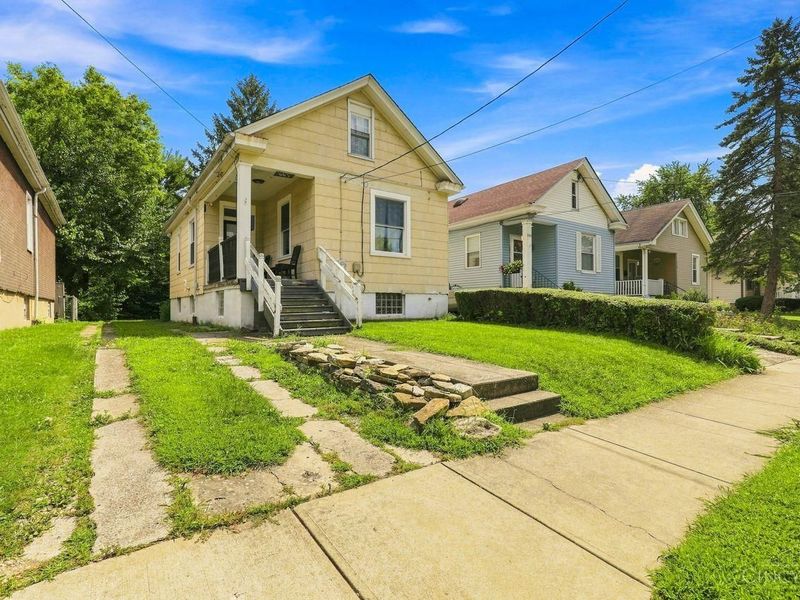 663 Elliott Avenue, Arlington Heights, OH 45215 Photo 3