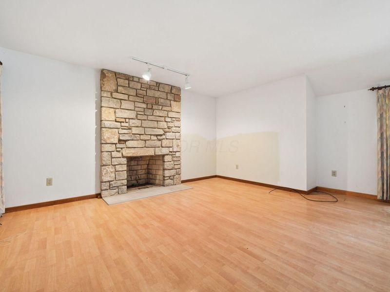 6981 Perry Drive, Worthington, OH 43085 Photo 20