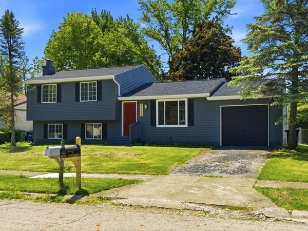 8669 Ripton Drive , Powell, OH 43065
