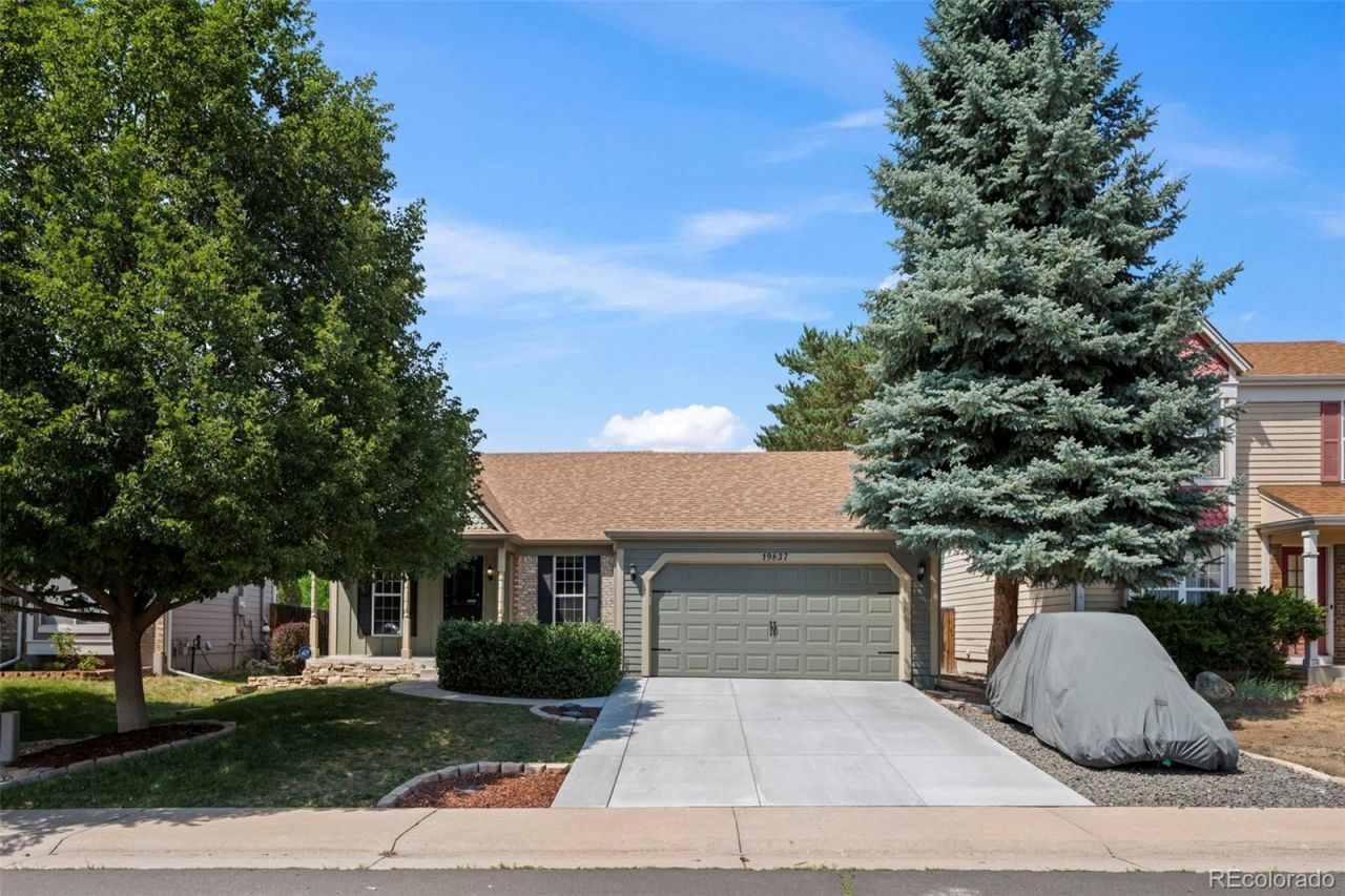 19837 E Brown Place, Aurora, CO 80013 Main Photo