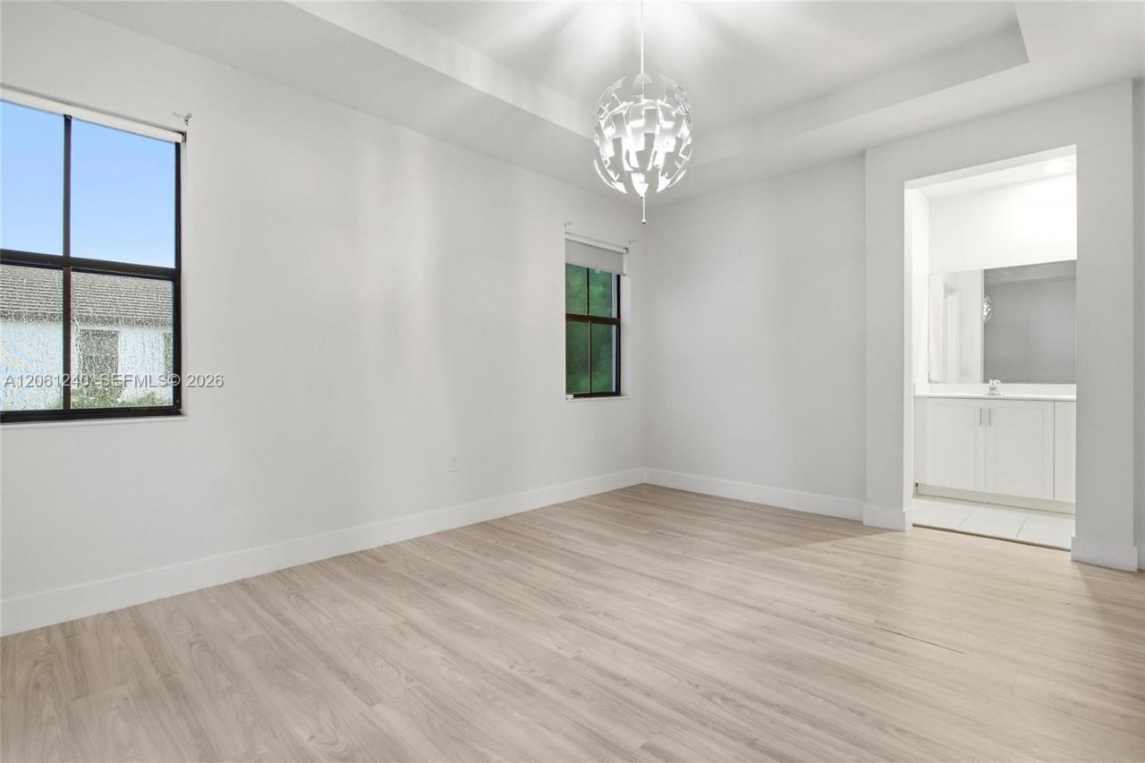 3430 W 106th Ter, Unit 106, Hialeah, FL 33018 Photo