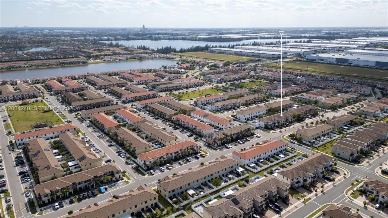 3430 W 106th Ter, Unit 106, Hialeah, FL 33018 Photo