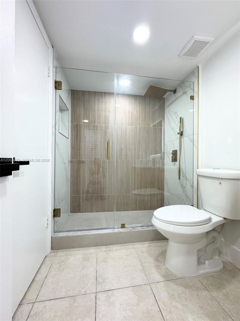 5580 W 26th Ct, Unit 209, Hialeah, FL 33016 Photo