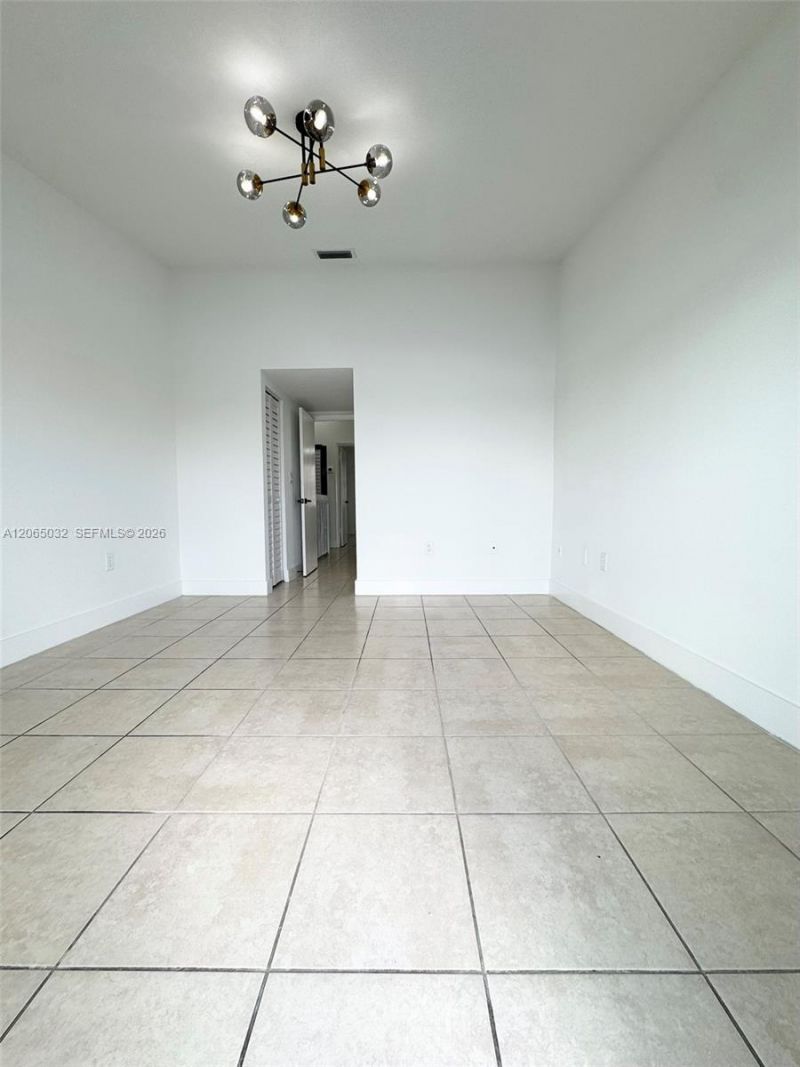 5580 W 26th Ct, Unit 209, Hialeah, FL 33016 Photo