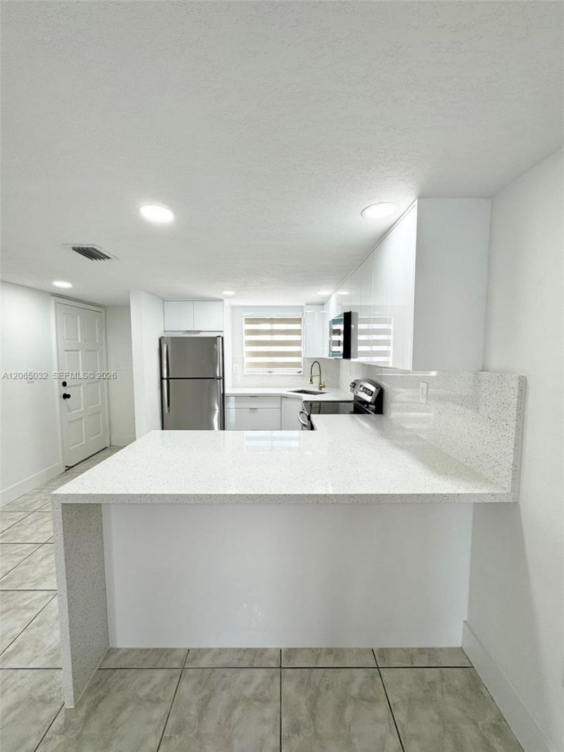5580 W 26th Ct, Unit 209, Hialeah, FL 33016 Photo