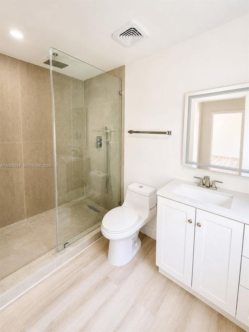 470 NE 130th St , North Miami, FL 33161 Photo