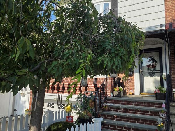 4223 194th Street, Flushing, NY 11358
