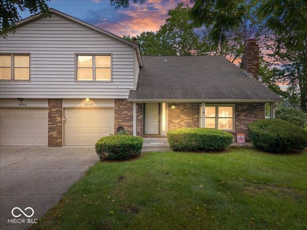 9059 Pine Cone Way , Indianapolis, IN 46268