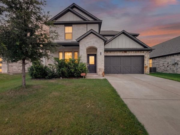 136 Camp Fire Drive, Waxahachie, TX 75165