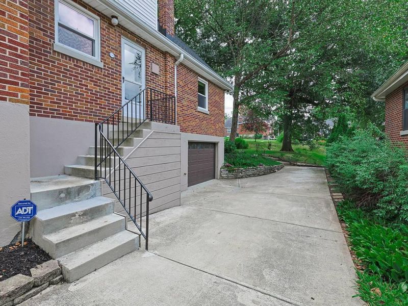 16 W Crittenden Avenue, Fort Wright, KY 41011 Photo 47