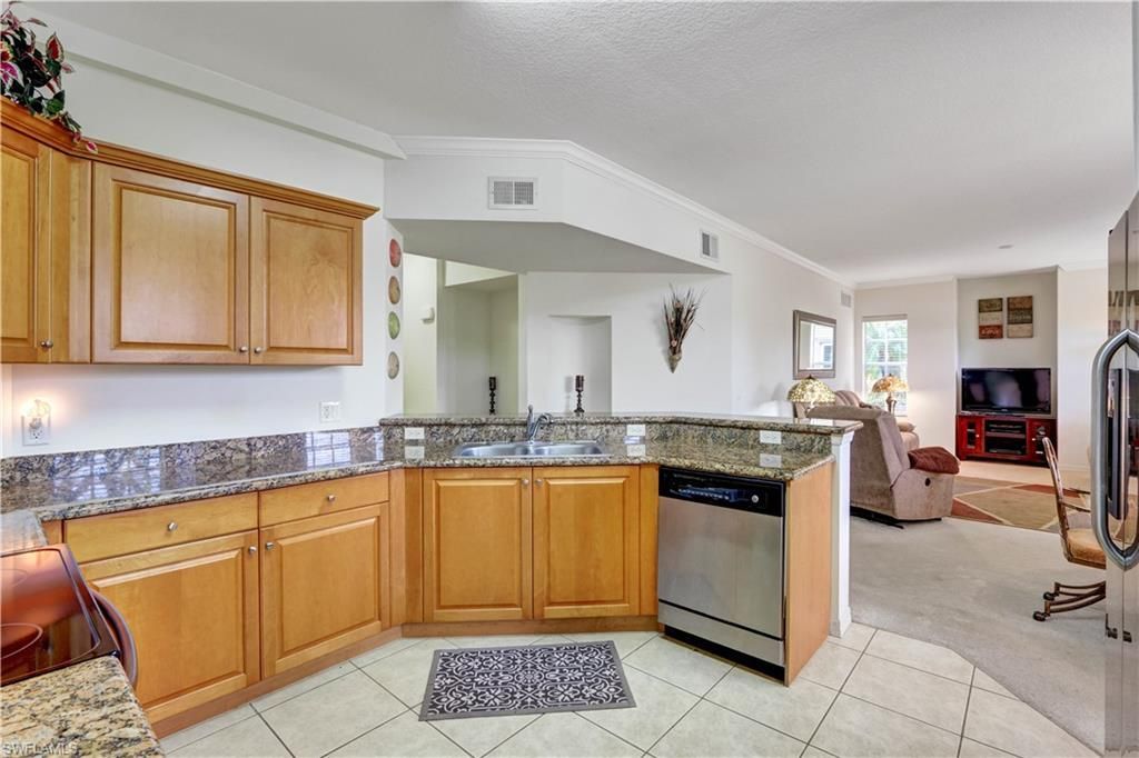 1800 Concordia Lake Cir, Unit 2303, Cape Coral, FL 33909 Photo