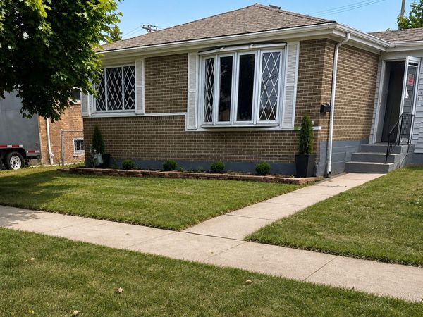 12941 S Saginaw Avenue , Chicago, IL 60633