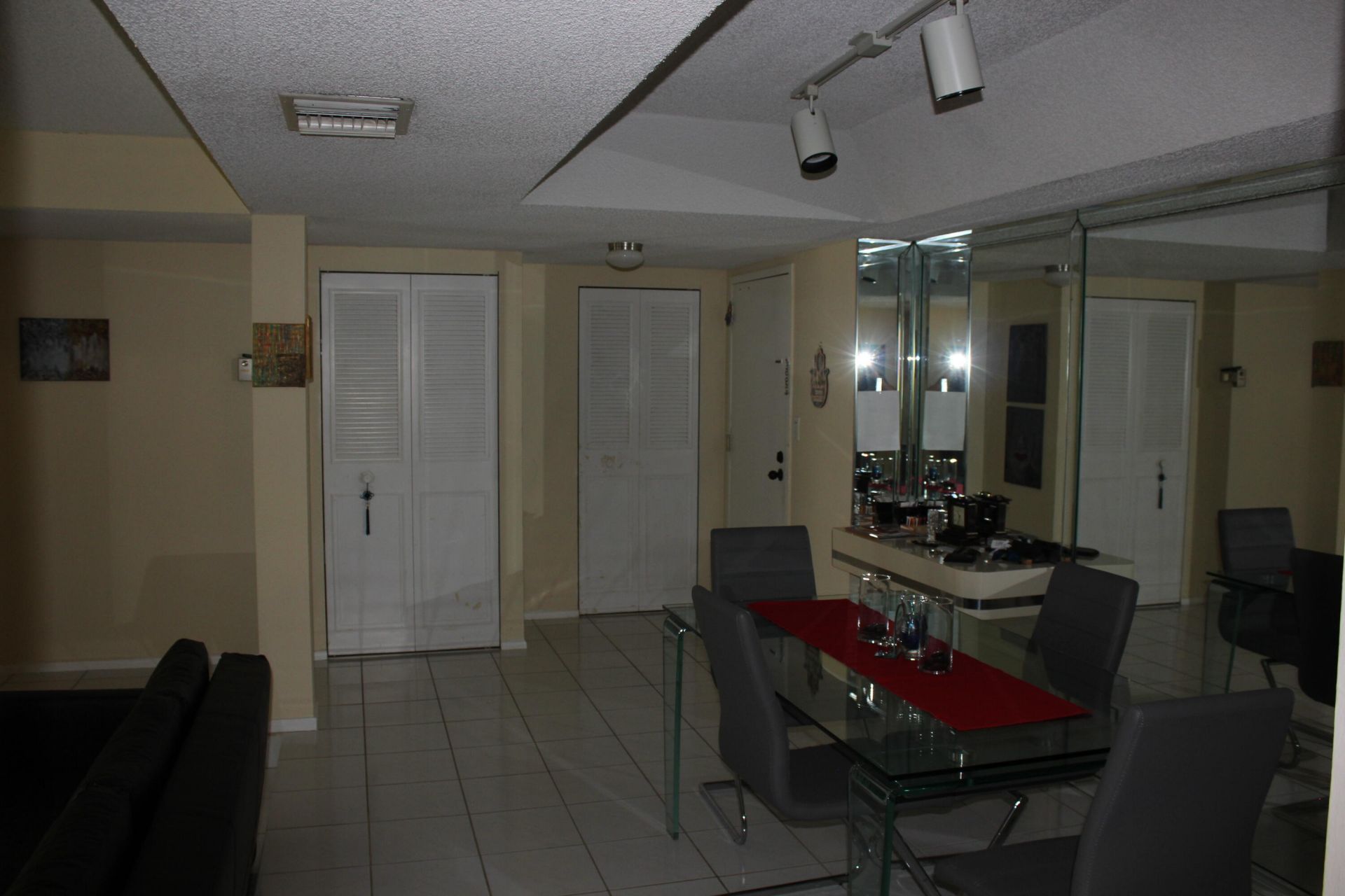3660 Inverrary Drive, Unit 3V, Lauderhill, FL 33319 Photo