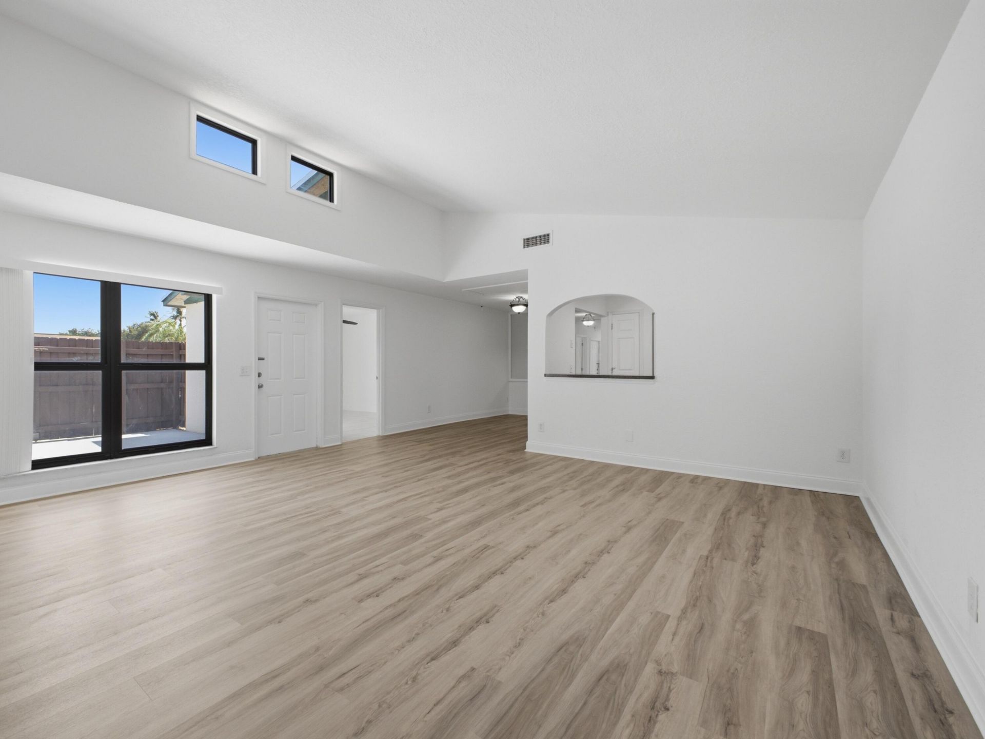 1110 Manor Drive, Palm Springs, FL 33461 Photo