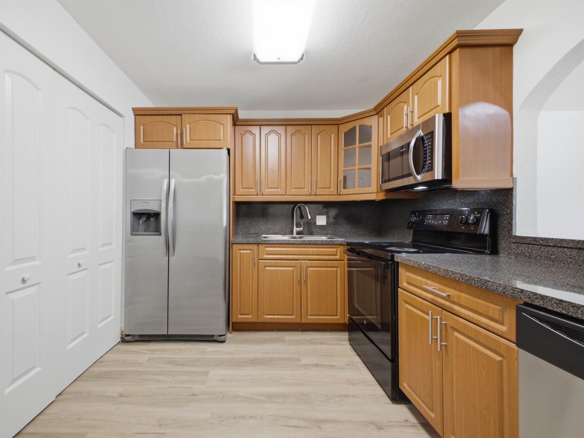 1110 Manor Drive, Palm Springs, FL 33461 Photo