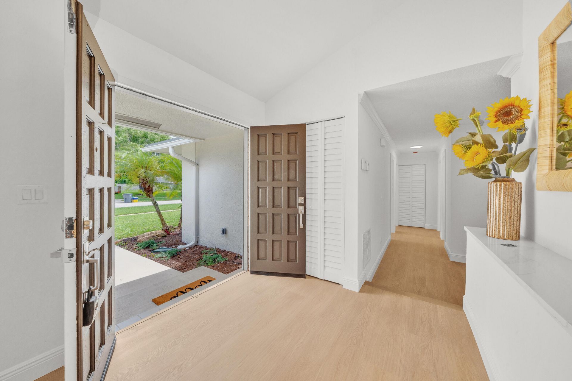 4854 Acorn Drive, Boca Raton, FL 33487 Photo