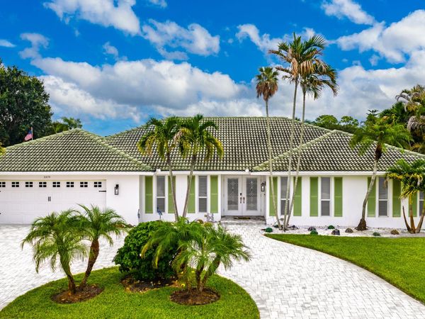 3273 SE FAIRWAY E, Stuart, FL 34997