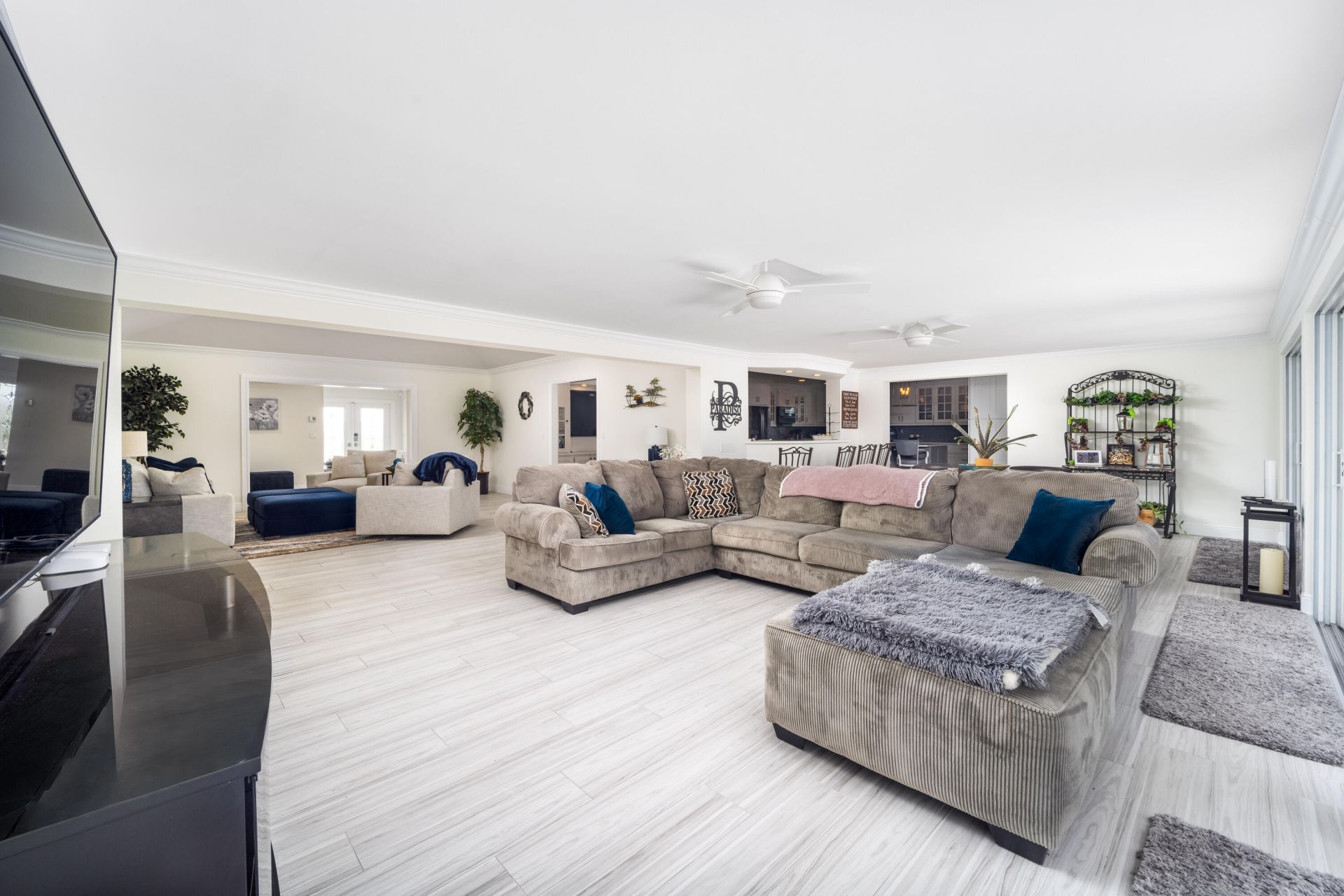 3273 SE Fairway E, Stuart, FL 34997 Photo