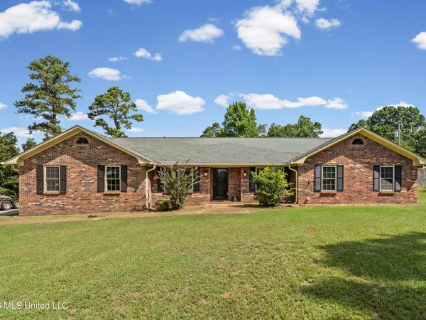 3629 Hwy 4 E , Holly Springs, MS 38635