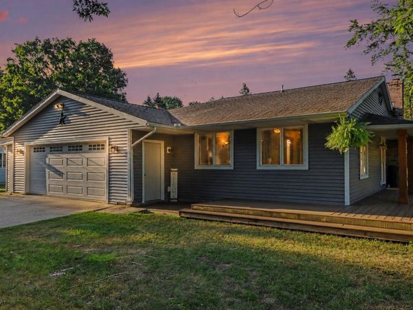 9990 N 16th Street, Plainwell, MI 49080