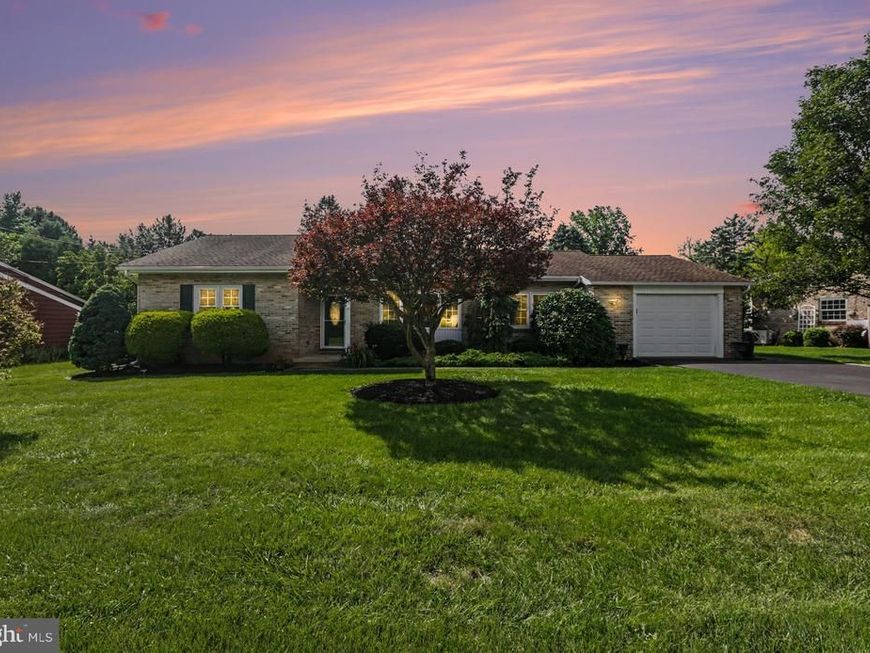 224 Avon Drive, Carlisle, PA 17013 Main Photo