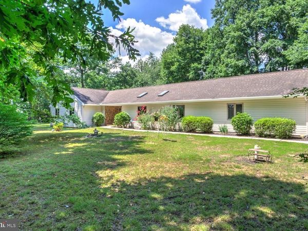 10 GROW ROAD , HONEY BROOK, PA 19344