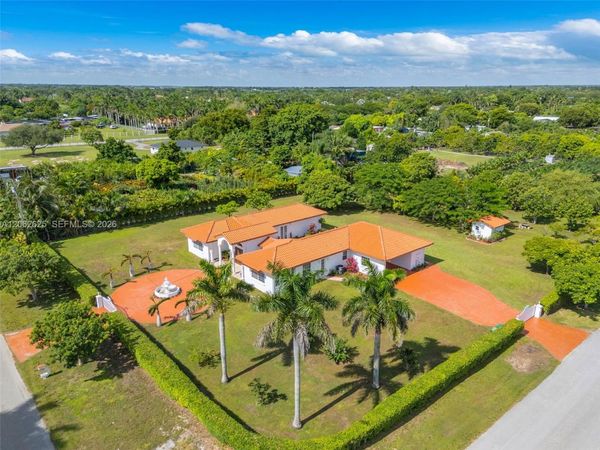 23800 SW 207th Ave , Homestead, FL 33031