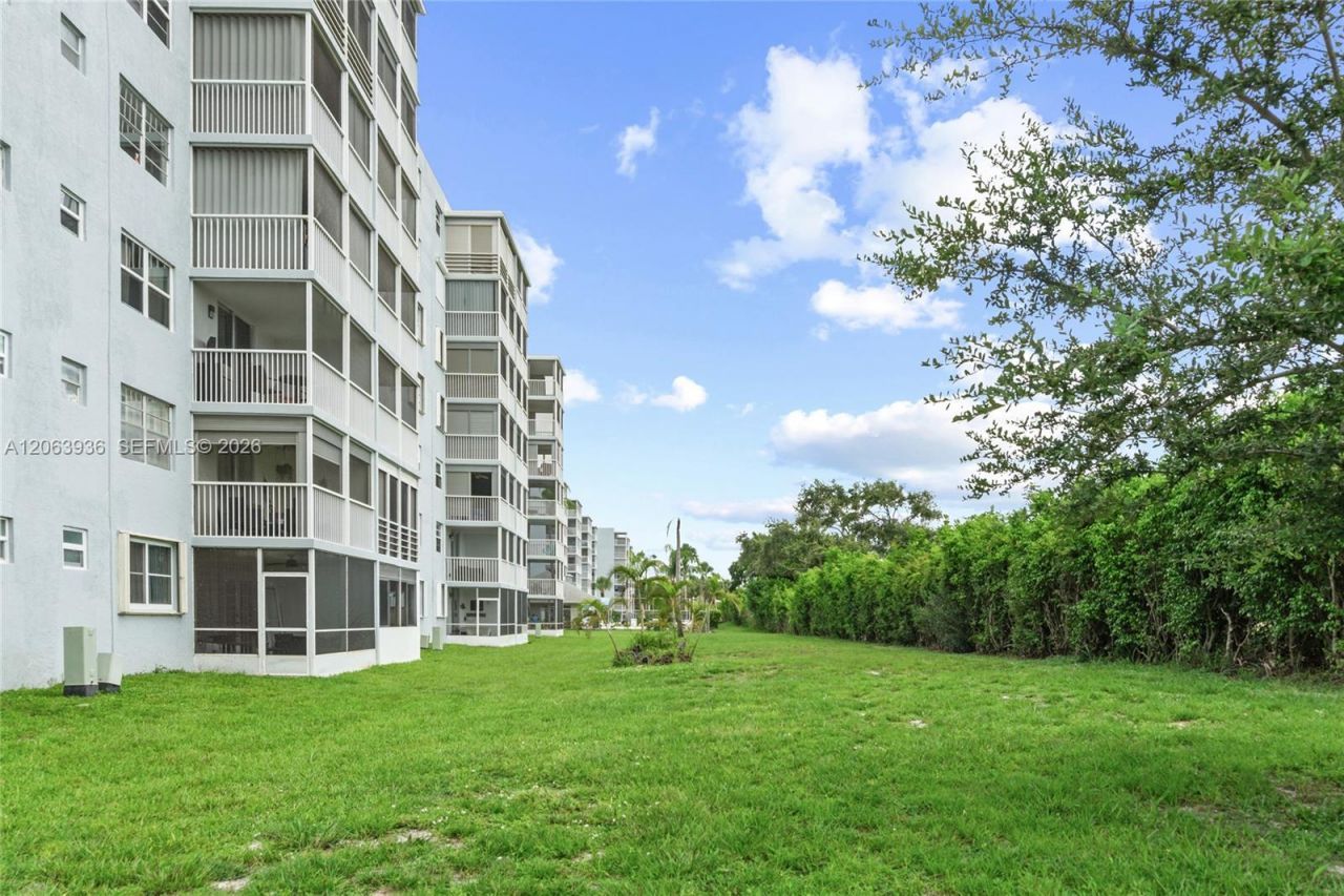 5500 NW 2nd Ave , Unit 119, Boca Raton, FL 33487 Photo