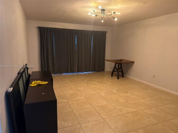 9301 SW 92nd Ave, Unit A102, Miami, FL 33176