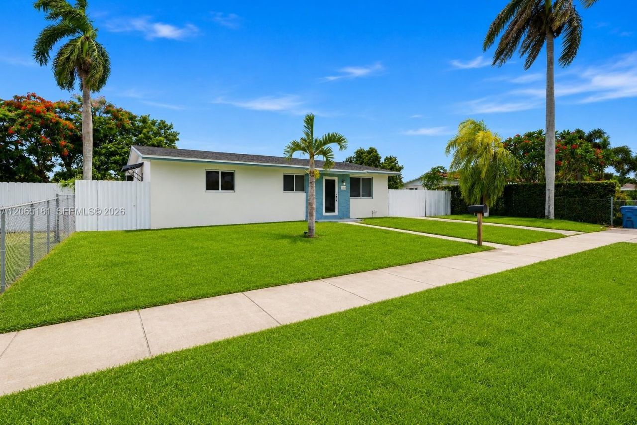 15624 SW 297th Ter, Homestead, FL 33033 Photo