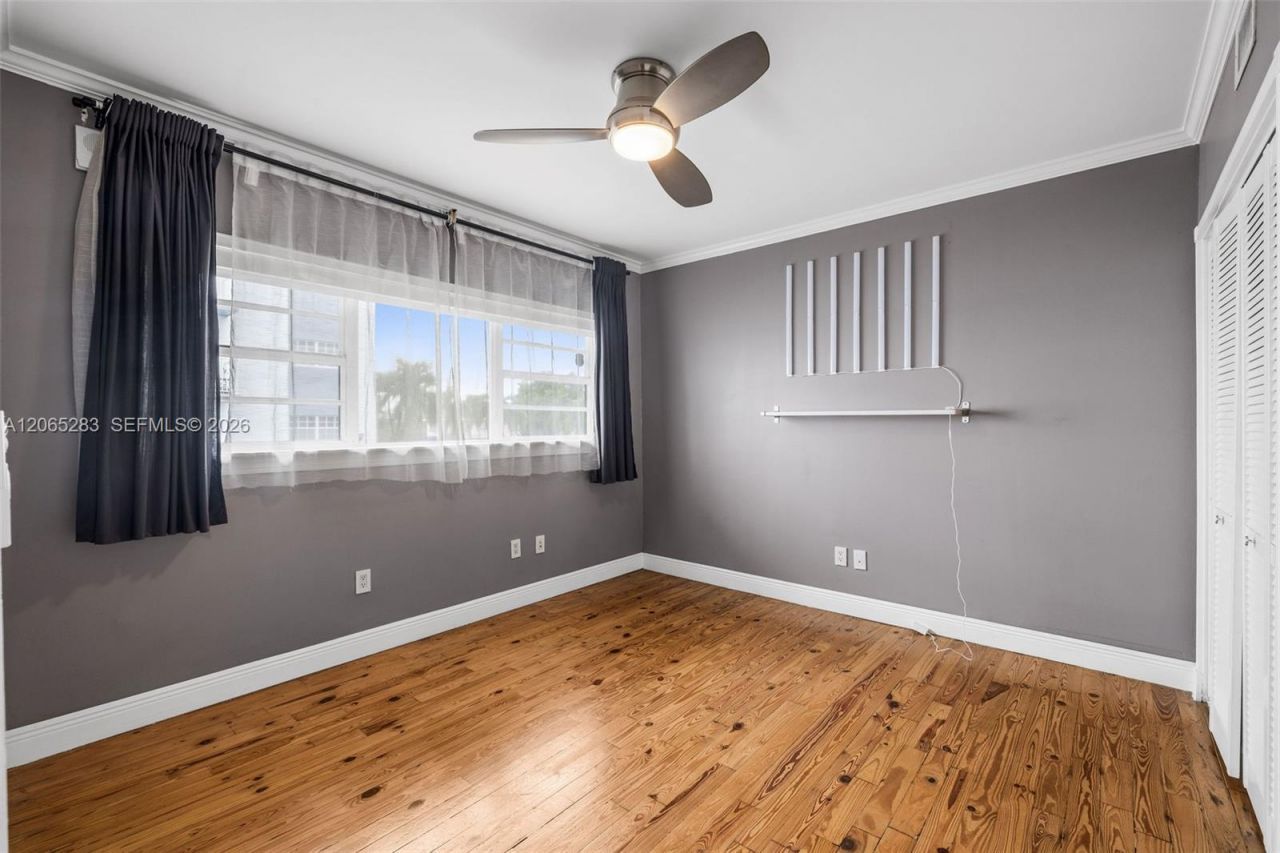 7845 NE Bayshore Ct, Unit 12, Miami, FL 33138 Photo