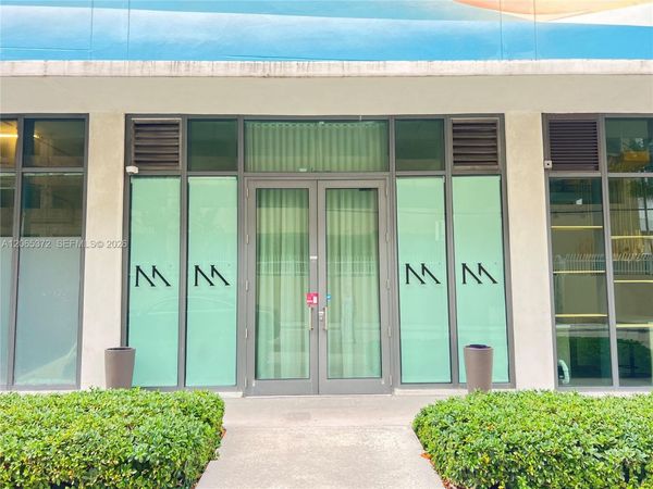 475 NE 30 TERRACE , Unit CU-5, Miami, FL 33137