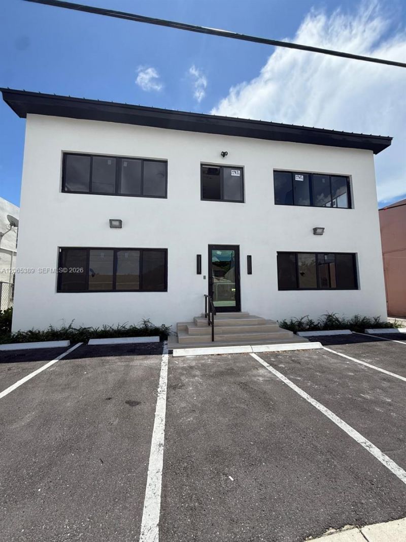 2436 SW 7th St , Unit 10, Miami, FL 33135 Photo