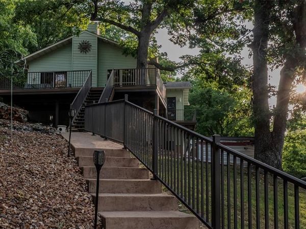 34 Trigger Rd, Linn Creek, MO 65052