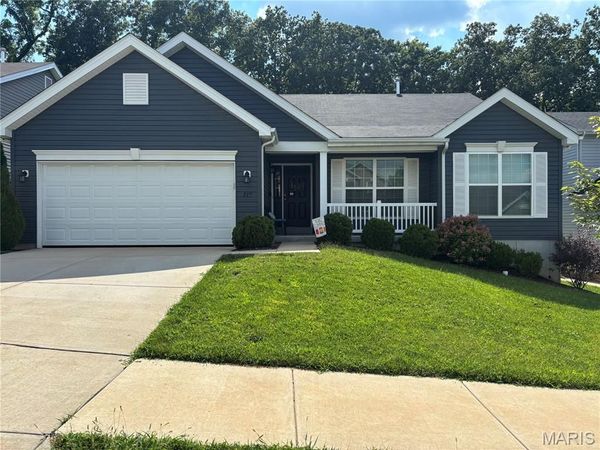 749 Winding Bluffs Drive, Fenton, MO 63026