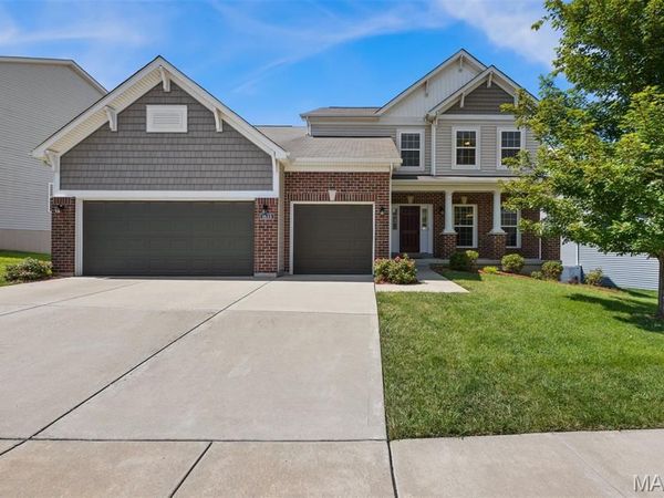 1633 Willowbrooke Manors Court, Creve Coeur, MO 63146
