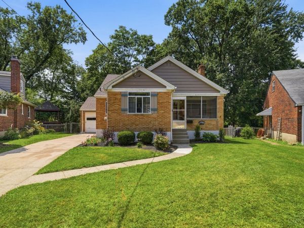 3783 S Broadlawn Circle, Cincinnati, OH 45236