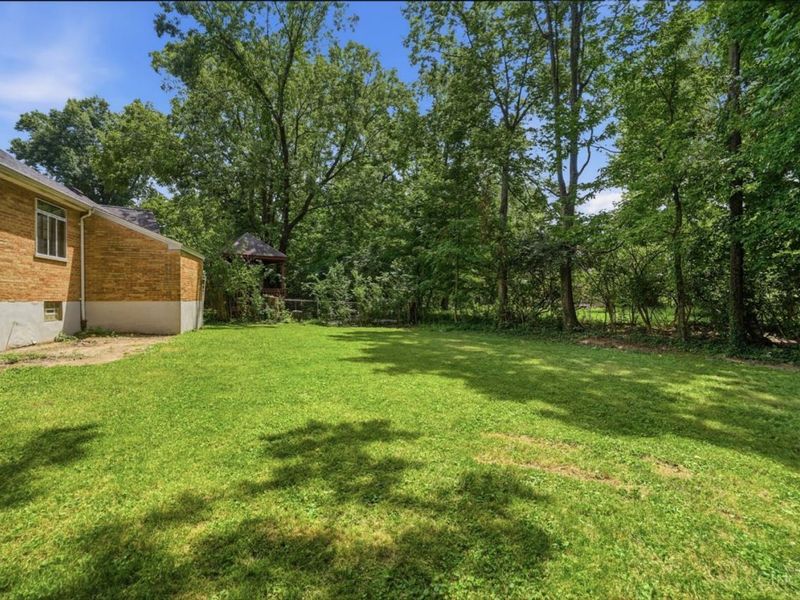 3783 S Broadlawn Circle, Silverton, OH 45236 Photo 30