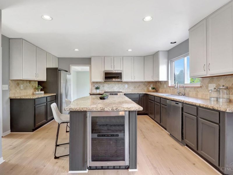 9549 Atchison Court, West Chester, OH 45069 Photo 3